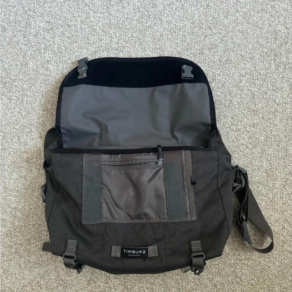 Dark grey Timbuk2 small messenger bag